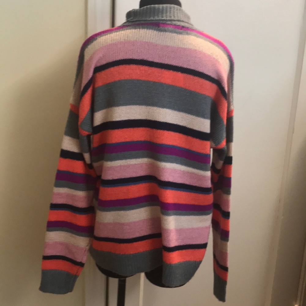CHAPS sweater - Picture 2 of 10
